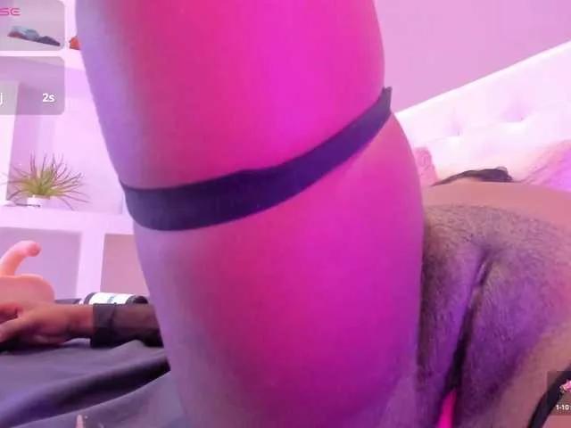 Offline KendraChavezz1 on BongaCams