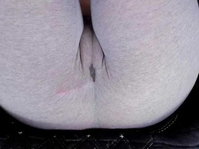 Offline Kira-Kell on BongaCams