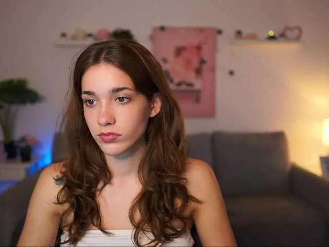 Offline kissiecat on BongaCams