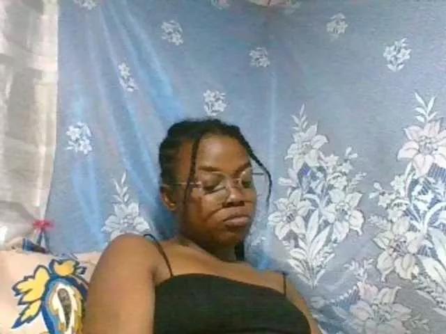 Offline Labella204 on BongaCams