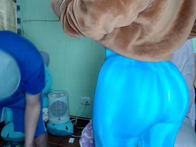 Freechat Latin-caliente on BongaCams