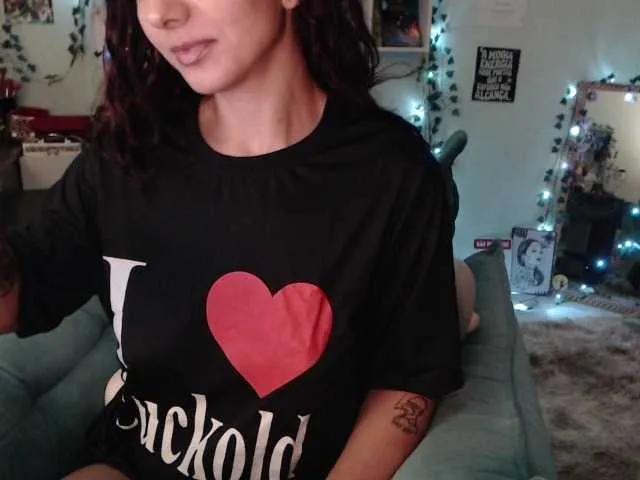 Offline LatinTupi on BongaCams