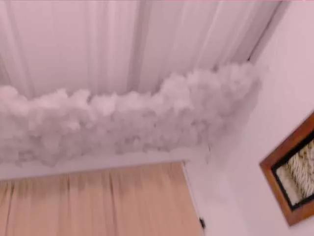 Offline LauuuG on BongaCams