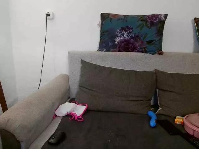 Offline LeniFuchs on BongaCams