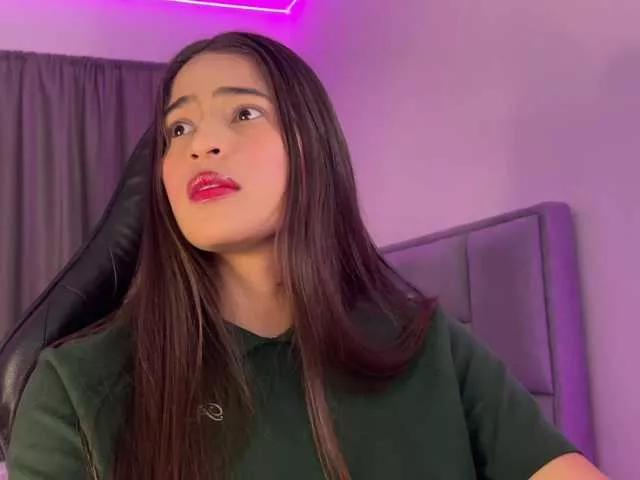 Offline lexiiegray2 on BongaCams