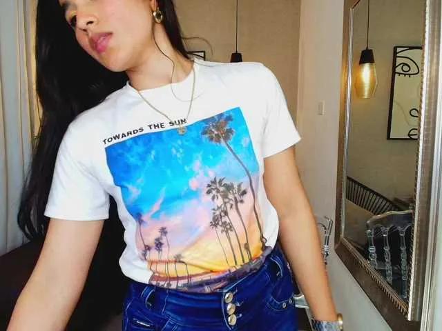 Offline Lia-Mar on BongaCams