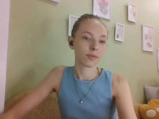 Offline Lili-0508 on BongaCams