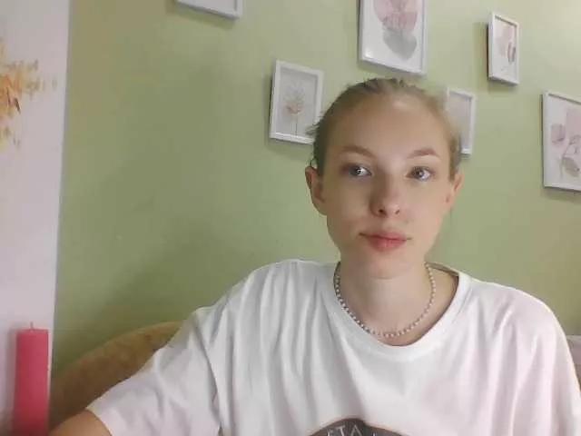 Offline Lili-0508 on BongaCams