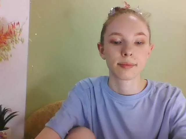 Offline Lili-0508 on BongaCams