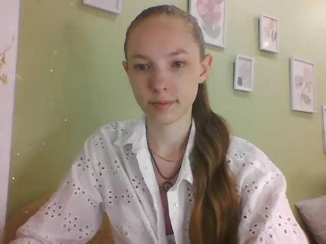 Offline Lili-0508 on BongaCams