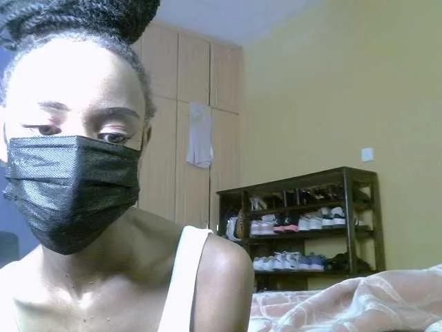 Offline LittleMisscharming on BongaCams