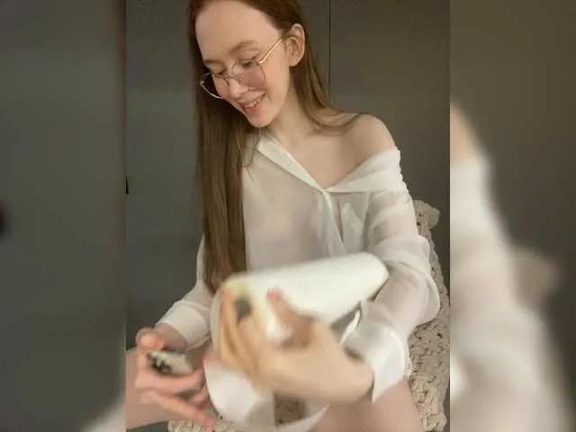 Offline lolyouxd on BongaCams