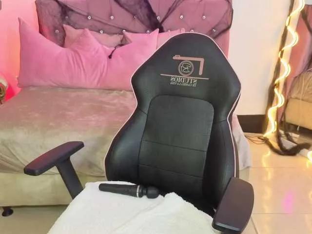 Freechat ludokitty-tay on BongaCams