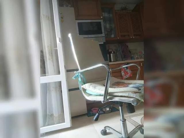 Offline Marionaa on BongaCams