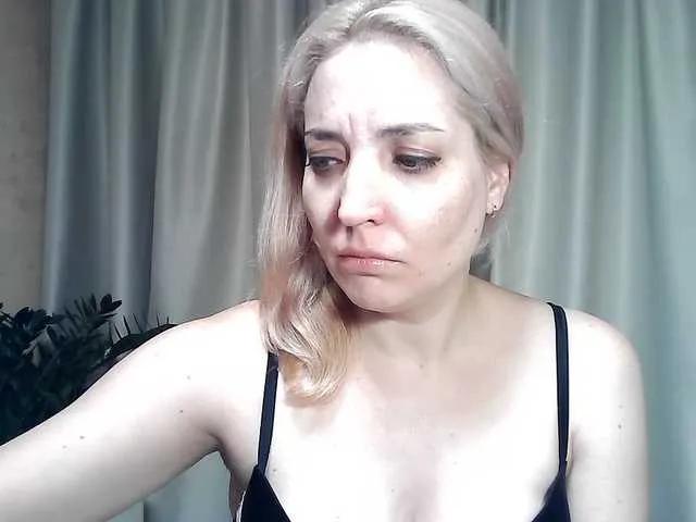 Offline mariska-kiska on BongaCams