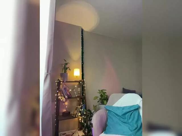 Offline Marsellyna on BongaCams