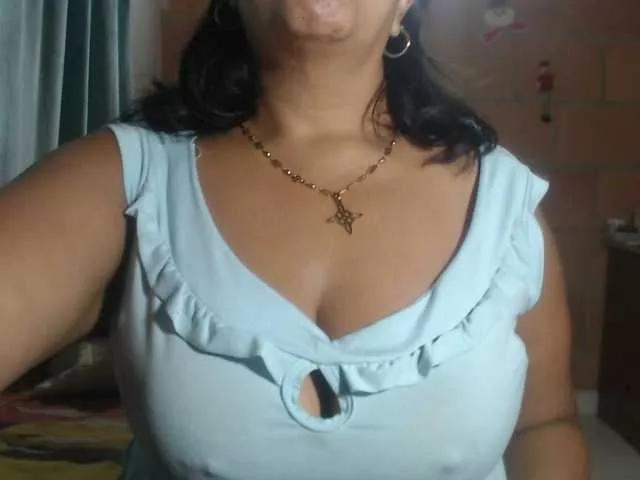 Offline Meganny2023 on BongaCams