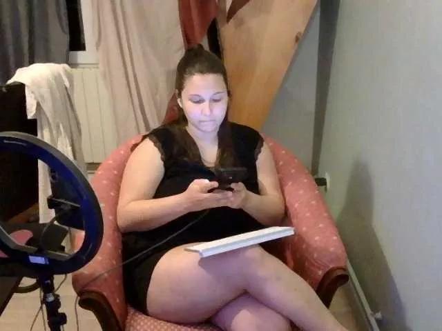 Offline Minettesexy24 on BongaCams