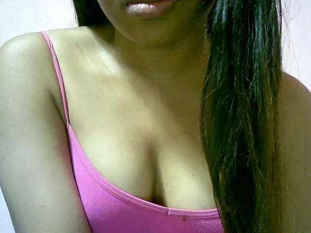 Offline Minou20 on BongaCams