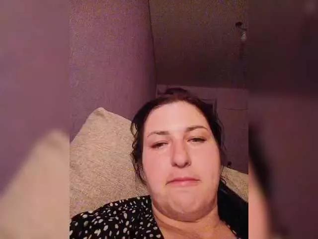 Offline MonicaMilf on BongaCams