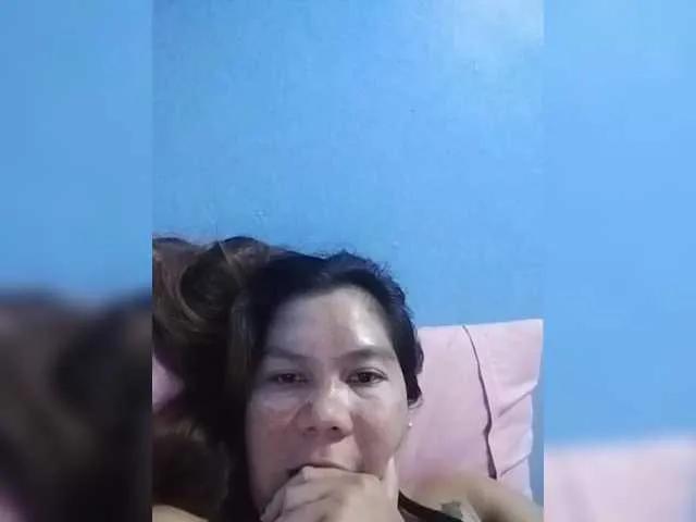 Offline MsButtie33 on BongaCams