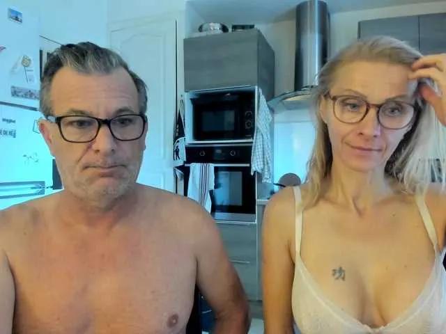 Offline munishpunish on BongaCams