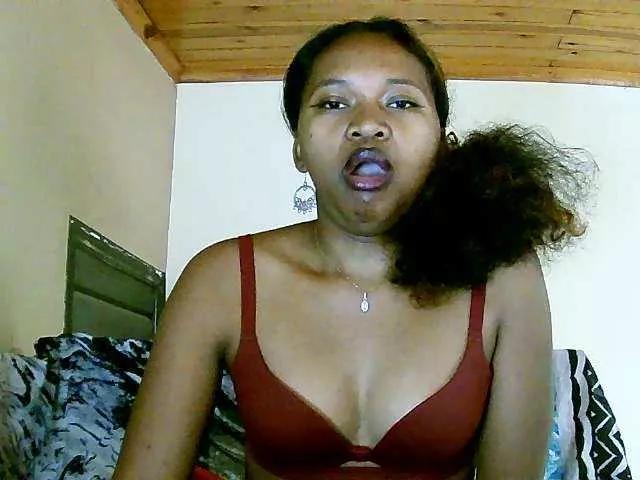 Offline NadiaLoverwy on BongaCams