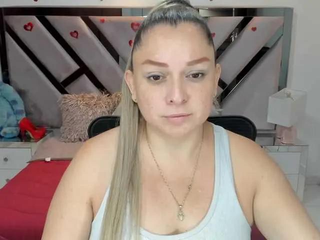 Freechat natalia5560 on BongaCams