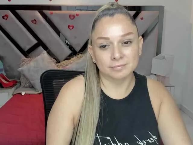 Freechat natalia5560 on BongaCams