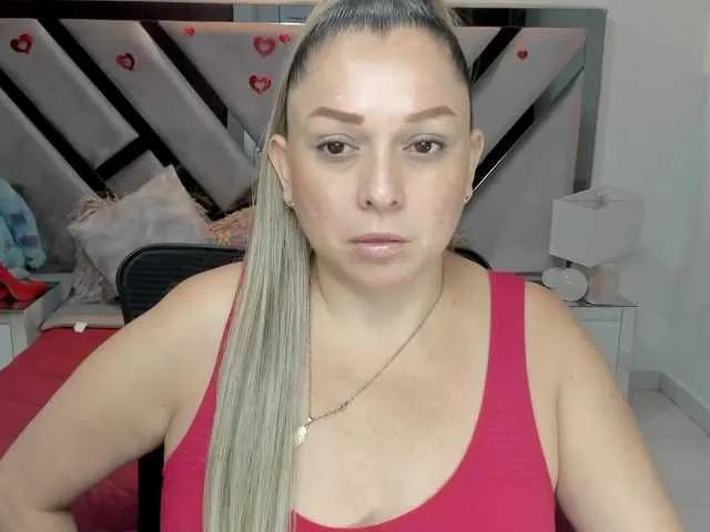 Freechat natalia5560 on BongaCams
