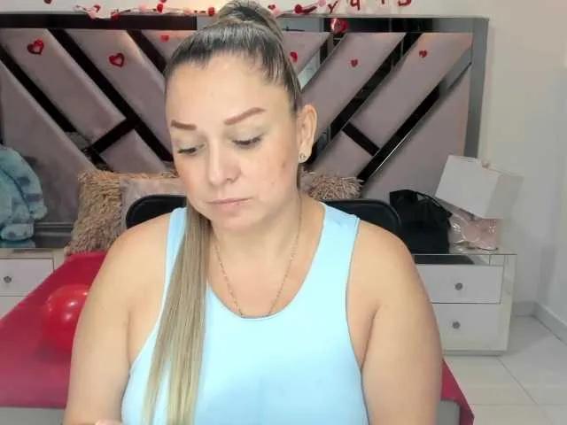 Freechat natalia5560 on BongaCams