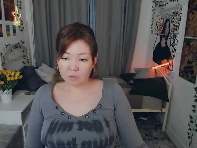 Freechat natzzuko on BongaCams