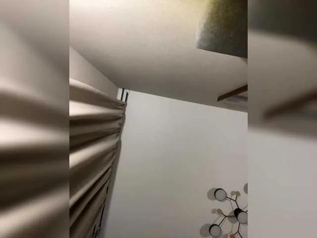 Freechat OlivkaVif on BongaCams