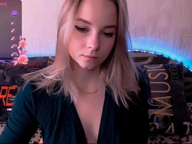 Offline ORNELLAMUTTY on BongaCams