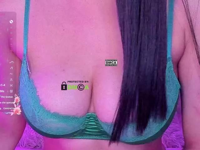 Offline papalya on BongaCams