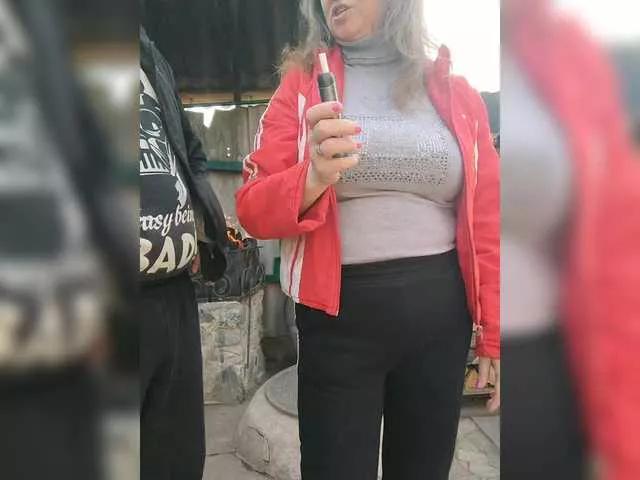 Offline Perepyganue on BongaCams