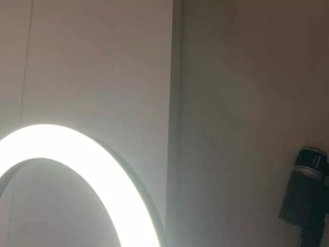 Offline PinkDolly18 on BongaCams