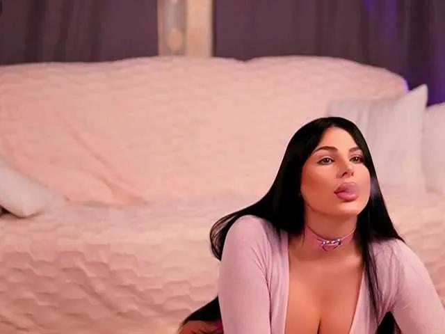 Freechat PlayfulAvalyn on BongaCams