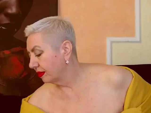 Offline PoshLadyx on BongaCams