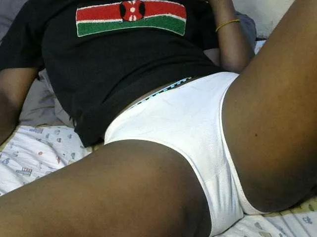 Offline Pretty-princess on BongaCams