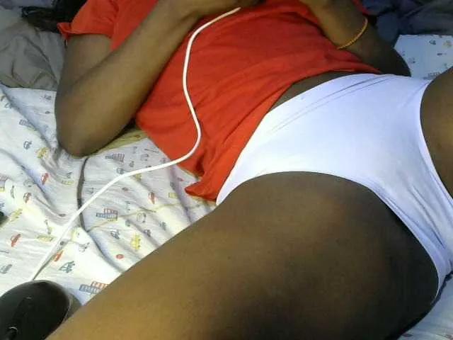 Offline Pretty-princess on BongaCams