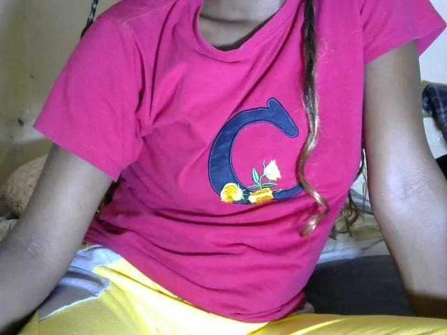 Offline PrettyAlianah on BongaCams