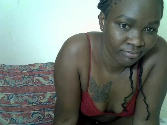 Offline Prettyliz30 on BongaCams