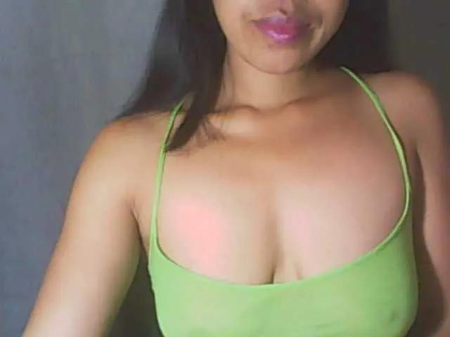 Offline RitaHalle on BongaCams