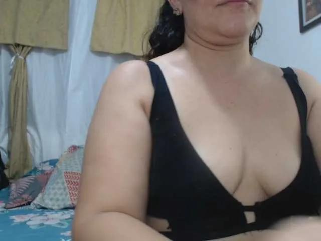 Freechat saimajayeb on BongaCams