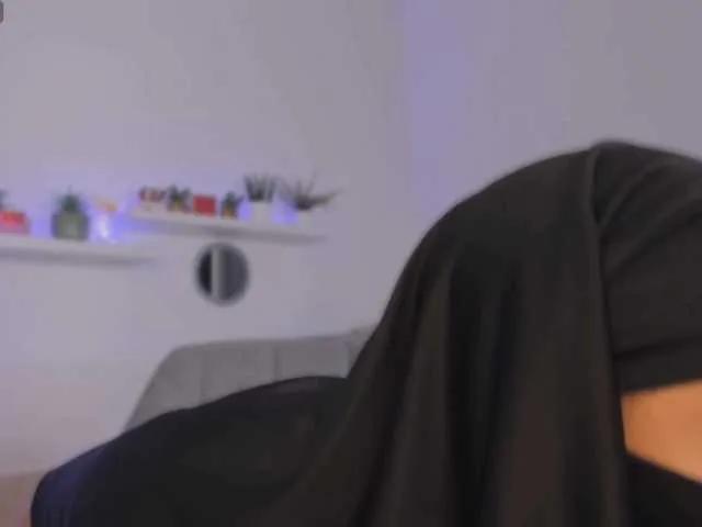 Offline salma-arabic on BongaCams