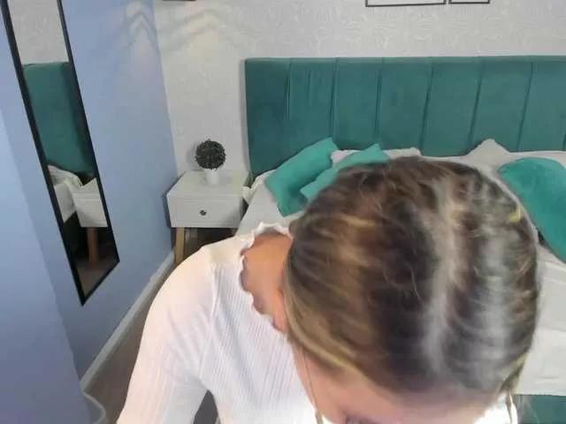 Offline samantha--wilson on BongaCams