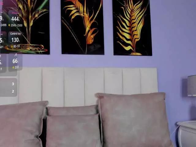 Offline samara-goals on BongaCams