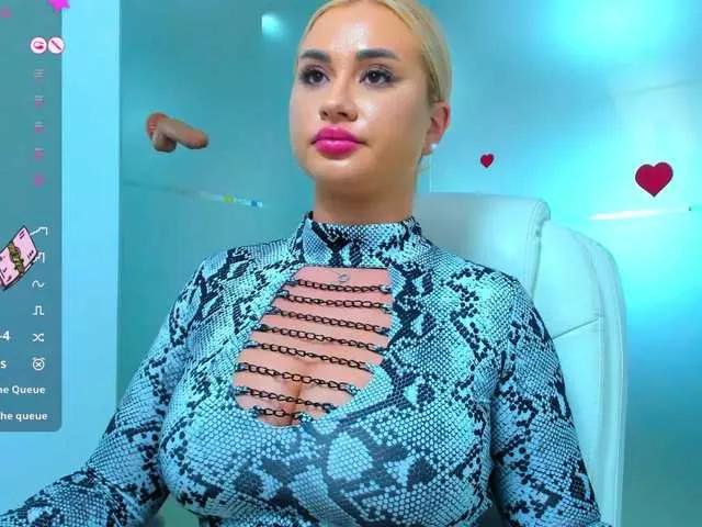 Offline sassyqueen on BongaCams