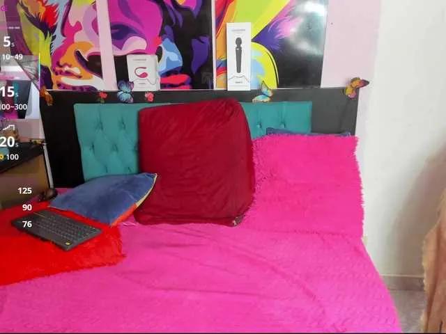 Freechat scarlett40 on BongaCams